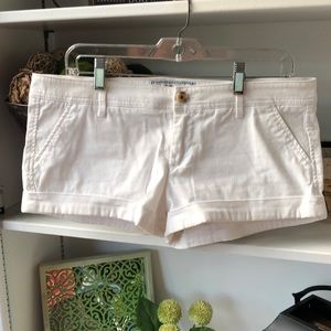 Abercrombie White chino